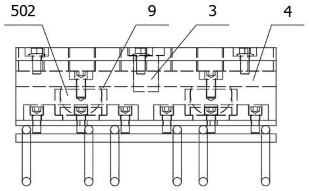 Simply supported bridge expansion device with two ends capable of rotating in multiple directions and mounting method