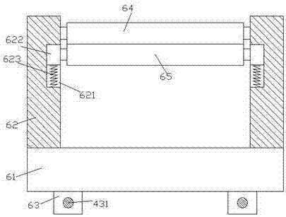 Textile cloth winding device with automatic adjusting function