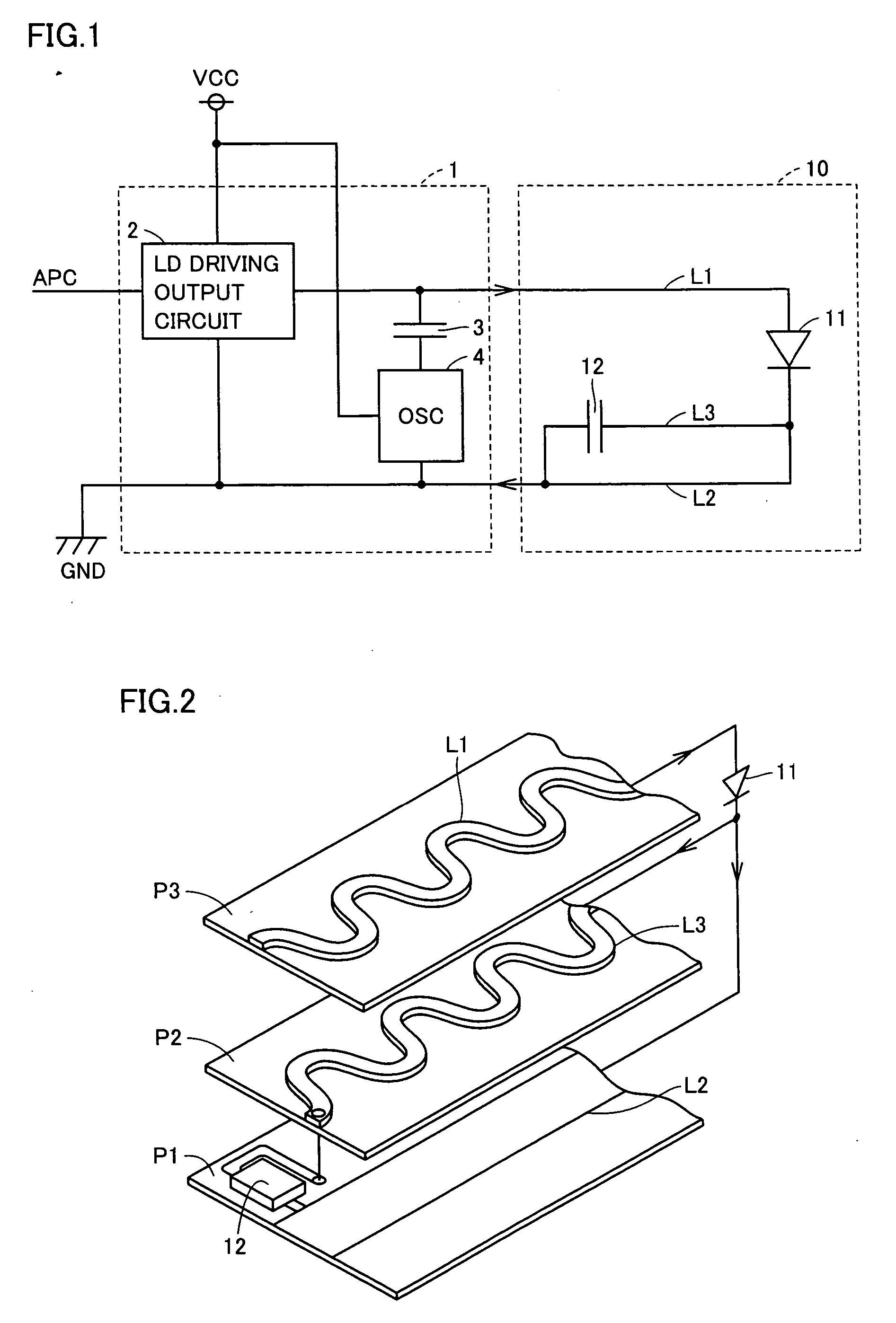 Circuit board transmitting high frequency signal