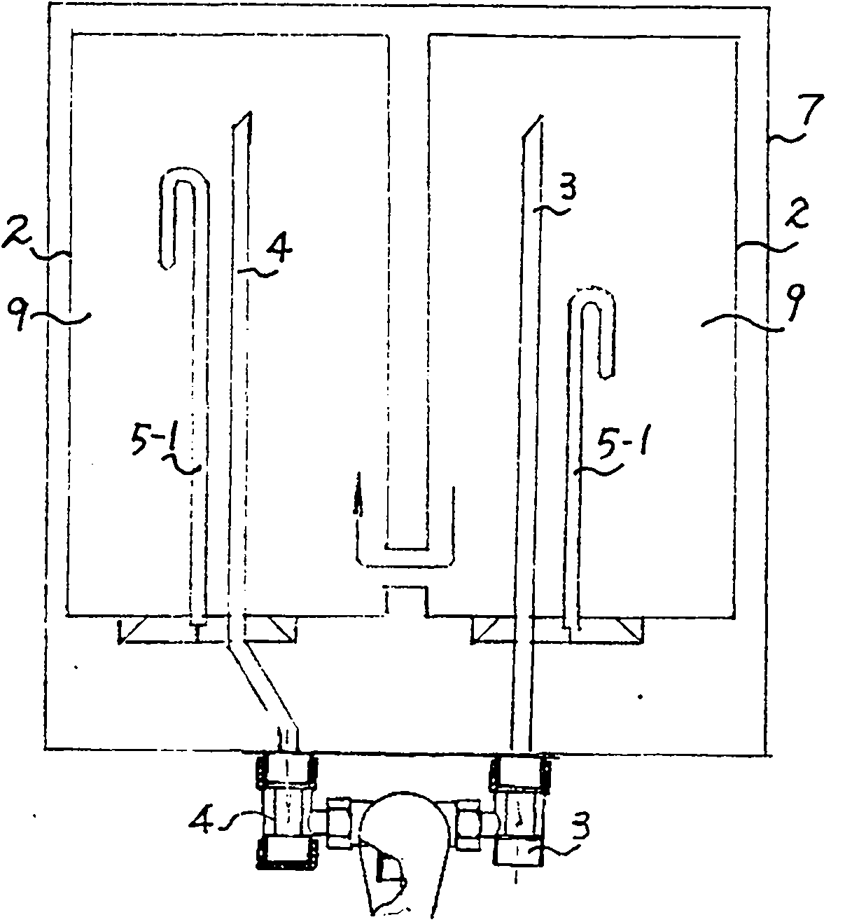 Electric water heater with heating water tank