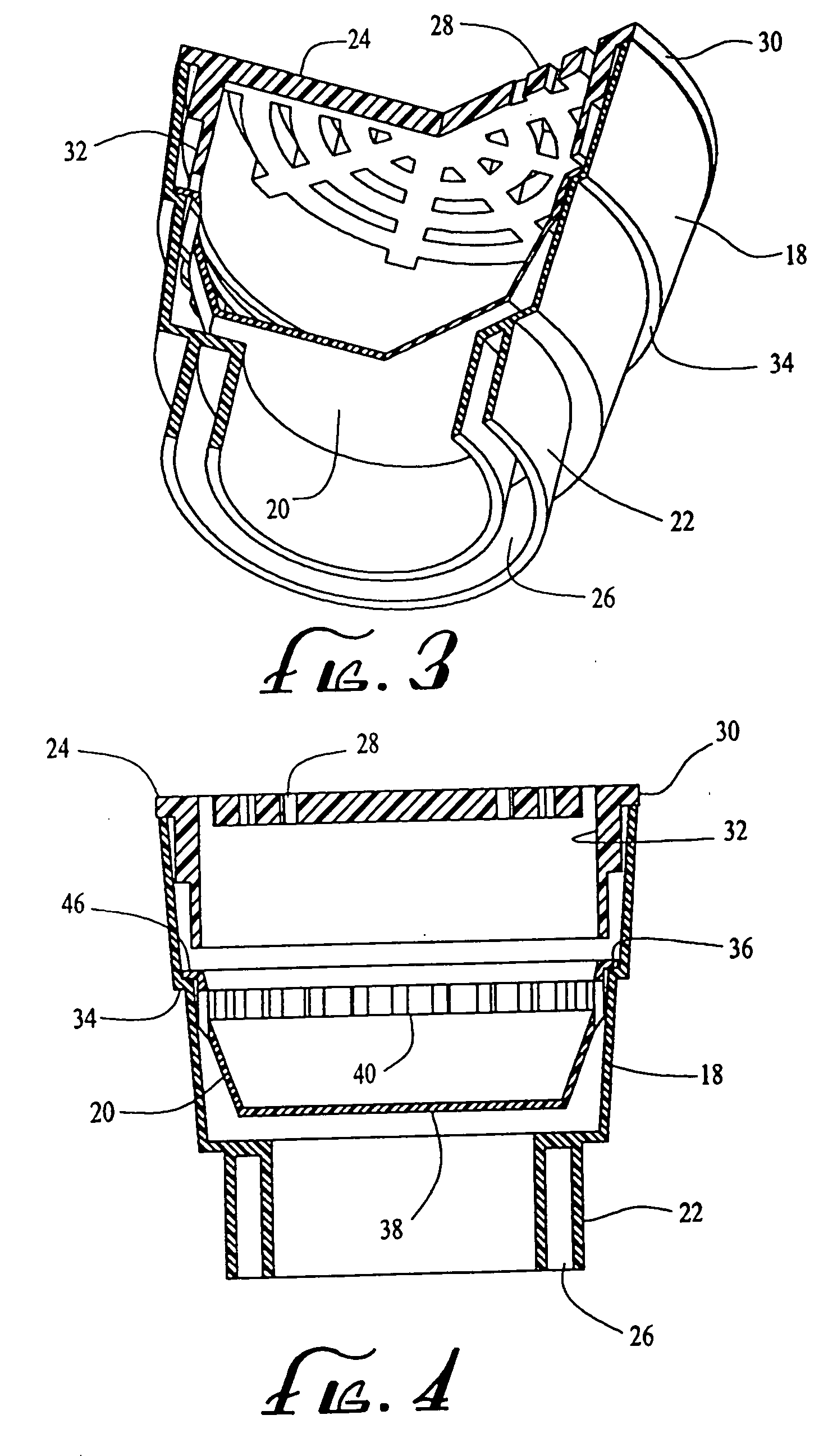 Nestable catch basin assembly with removable debris trap