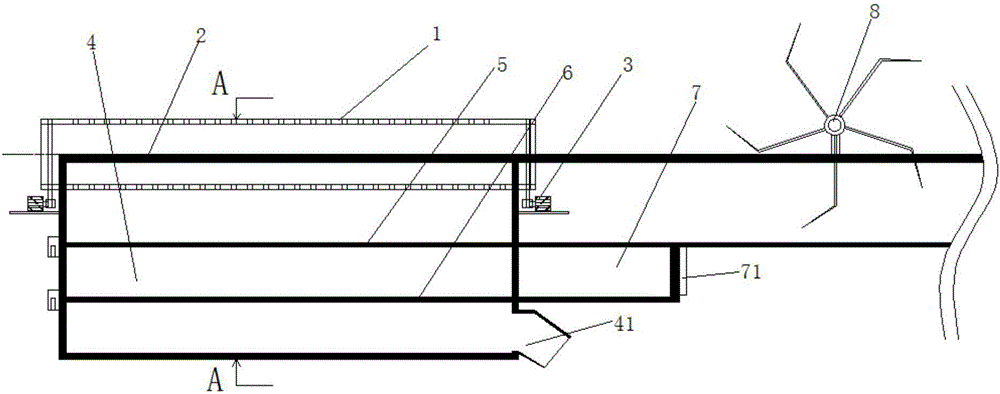 Device for old garbage classification in water