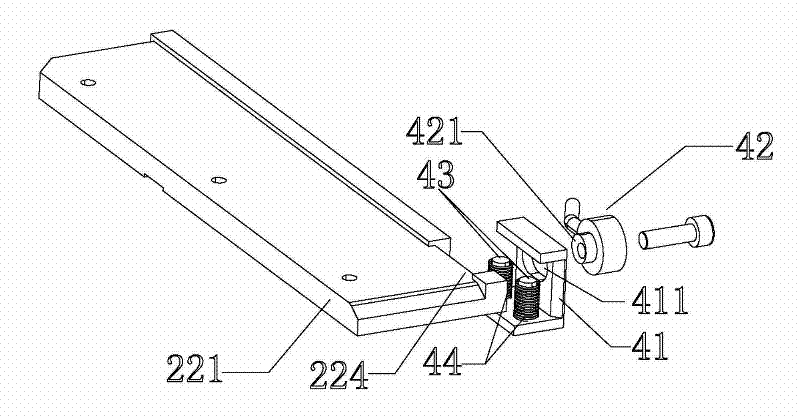 Automatic terminal riveting mechanism