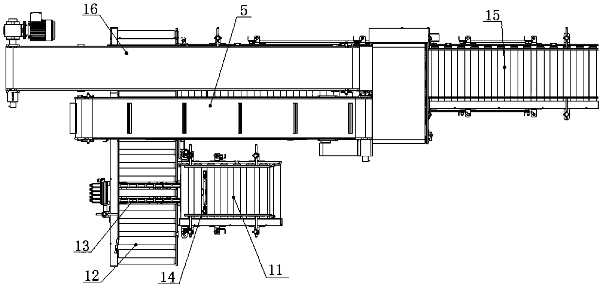 Small-bag-grabbing packing machine