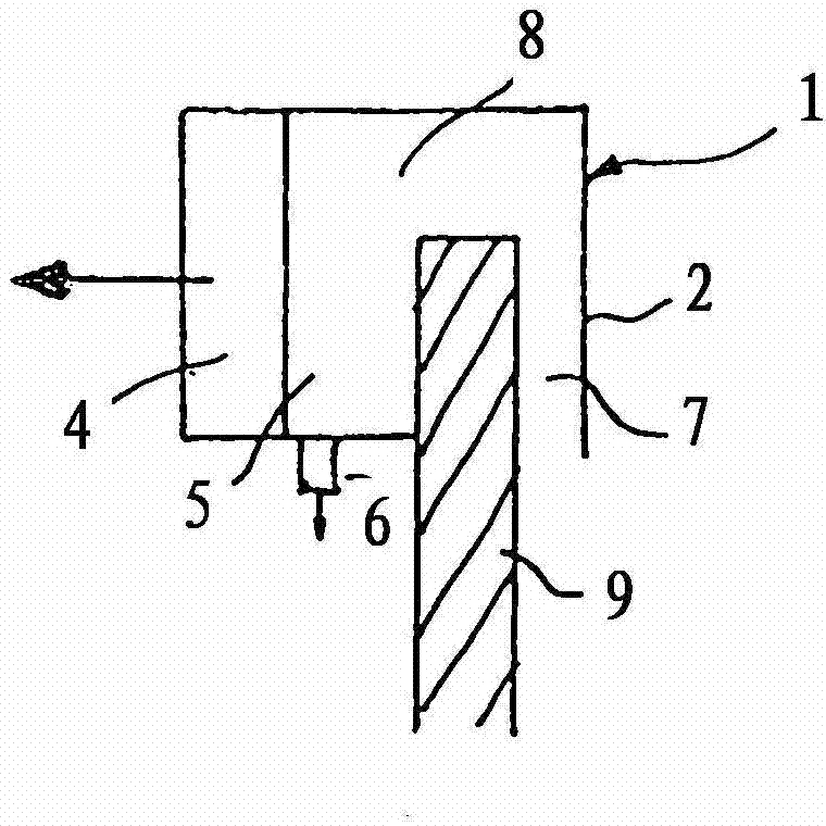 Pipe and condensate boundary film collection and drainage device for installation in said pipe