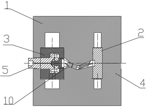 Method and device for forming parts with tapered rubber tube