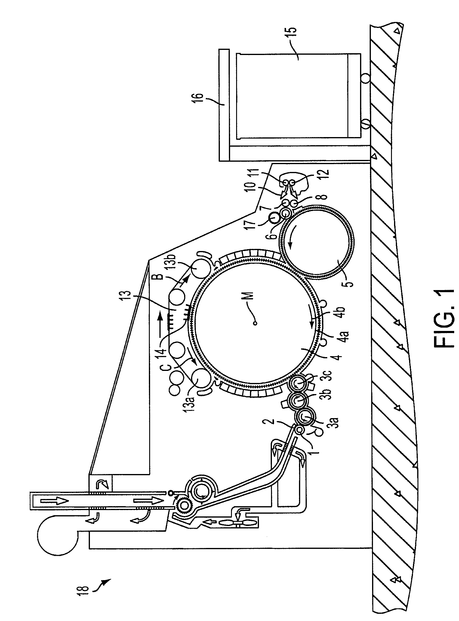 Apparatus at a spinning room machine, especially a flat card, roller card, cleaner or the like, for drawing a clothing onto a roller