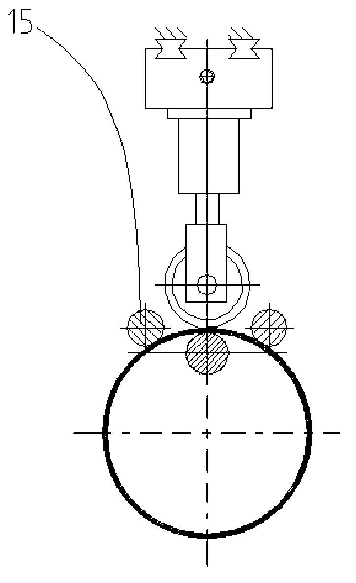 Spinning and forming device of cylindrical part with inner strengthening and outer thinning