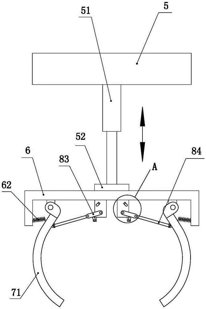 Cleaning device for spherical camera