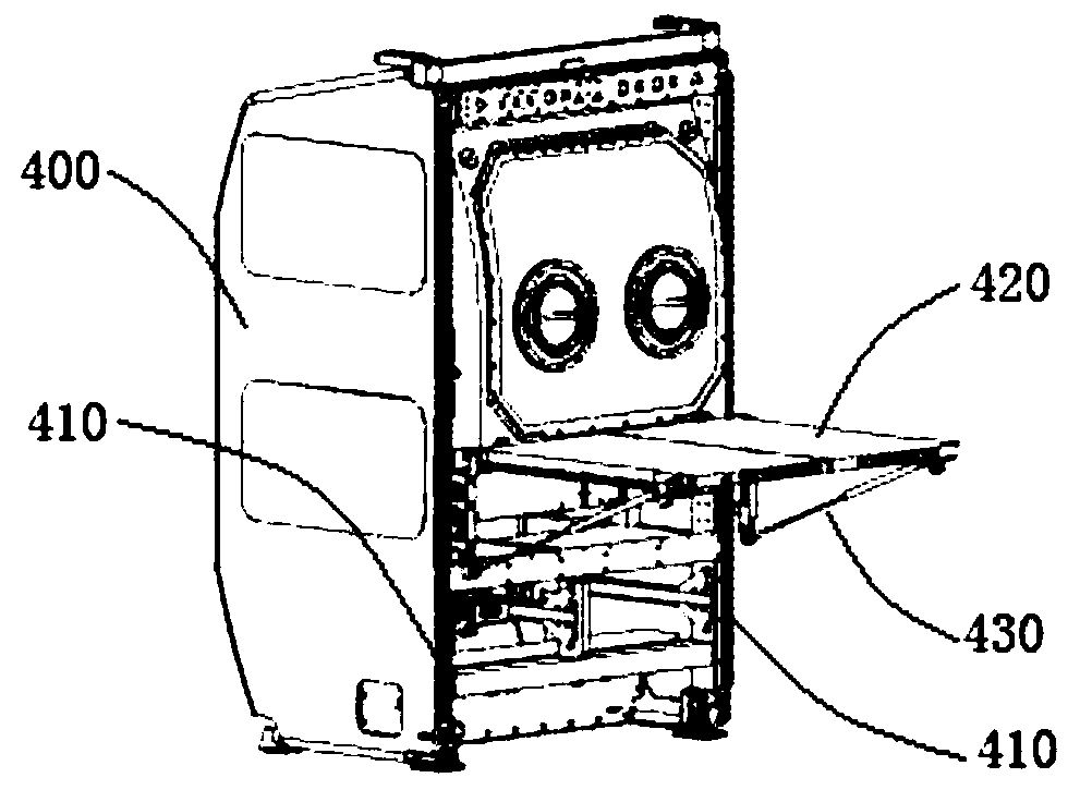 A push-pull fixing mechanism