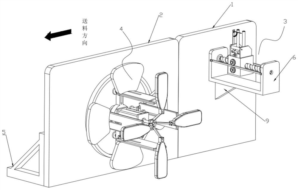 A winding device for plastic pipe extrusion molding