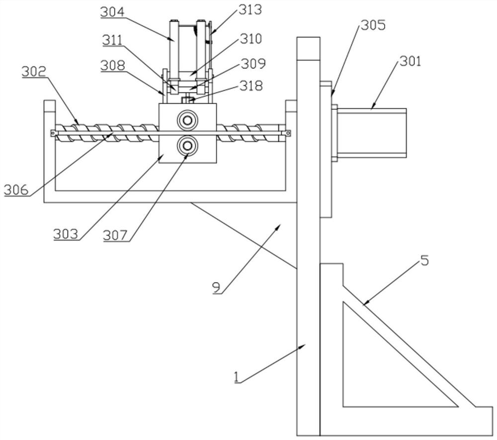 A winding device for plastic pipe extrusion molding