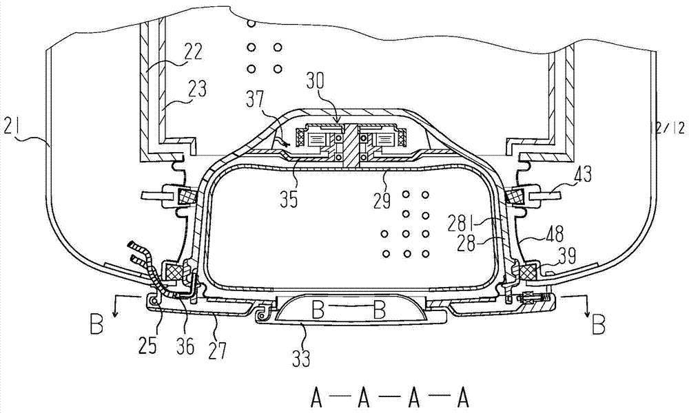 Horizontal type or obliquely horizontal type roller washing machine