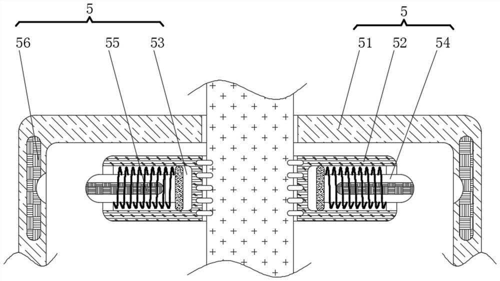 Unmanned aerial vehicle rotating shaft protection device capable of avoiding fan blade shaking and achieving automatic lubrication