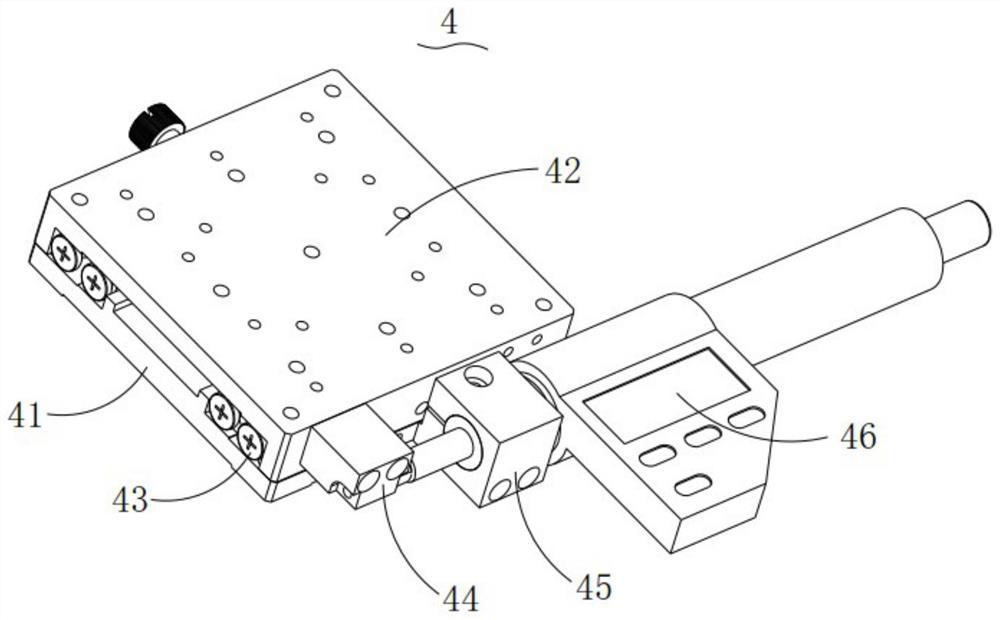 An environmentally friendly grinding device for mechanical processing that is easy to clean