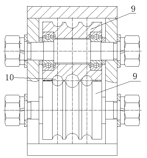 Alignment production line capable of simultaneously straightening multiple steel bars once