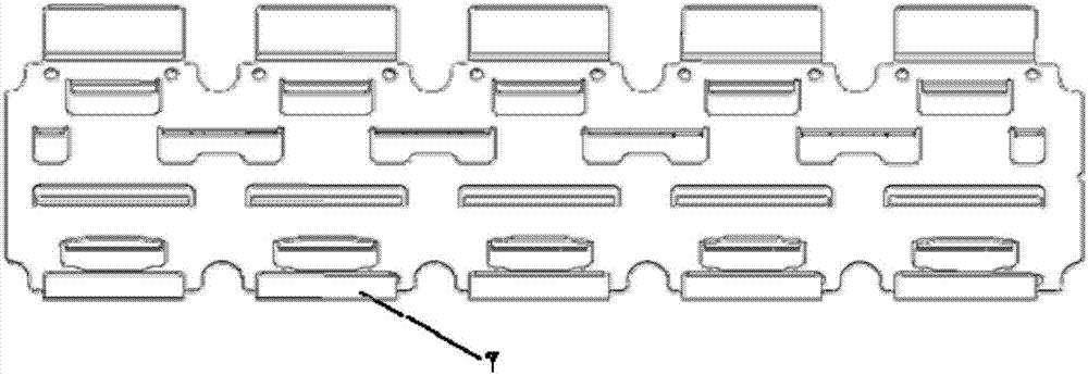 Defoaming device for engine oil inside crank case of engine