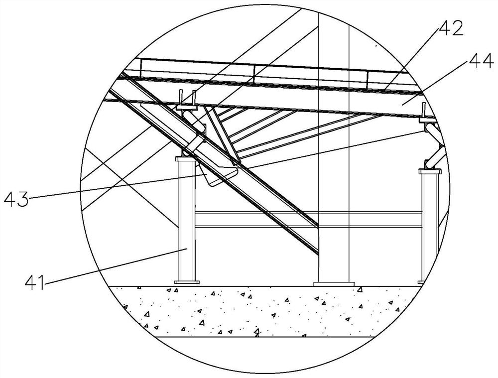 Crushing and cleaning equipment for metal packaging container