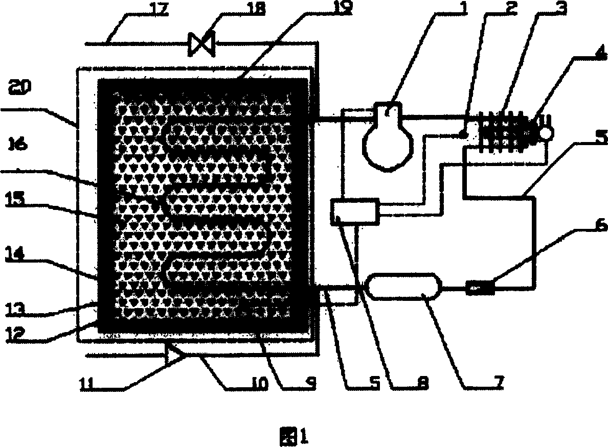 Critical heat accumulating heat pump water heater