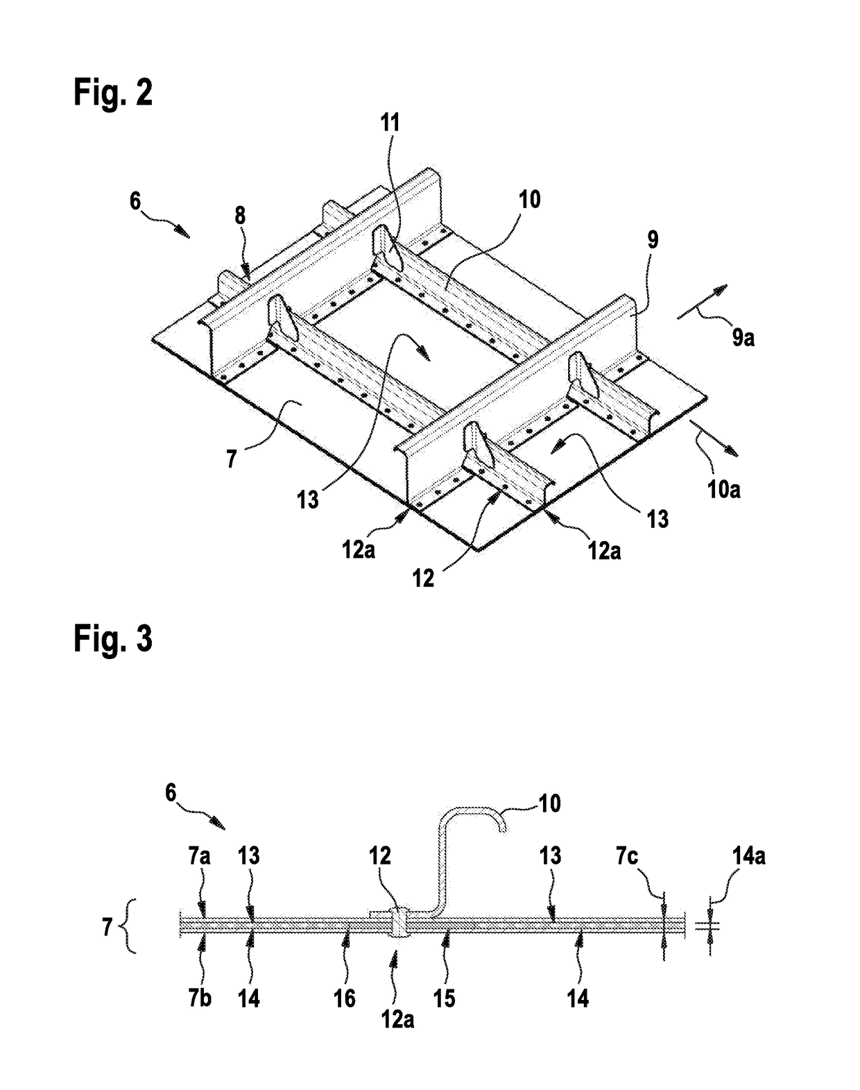 Rotary wing aircraft with a fuselage that comprises at least one structural stiffened panel