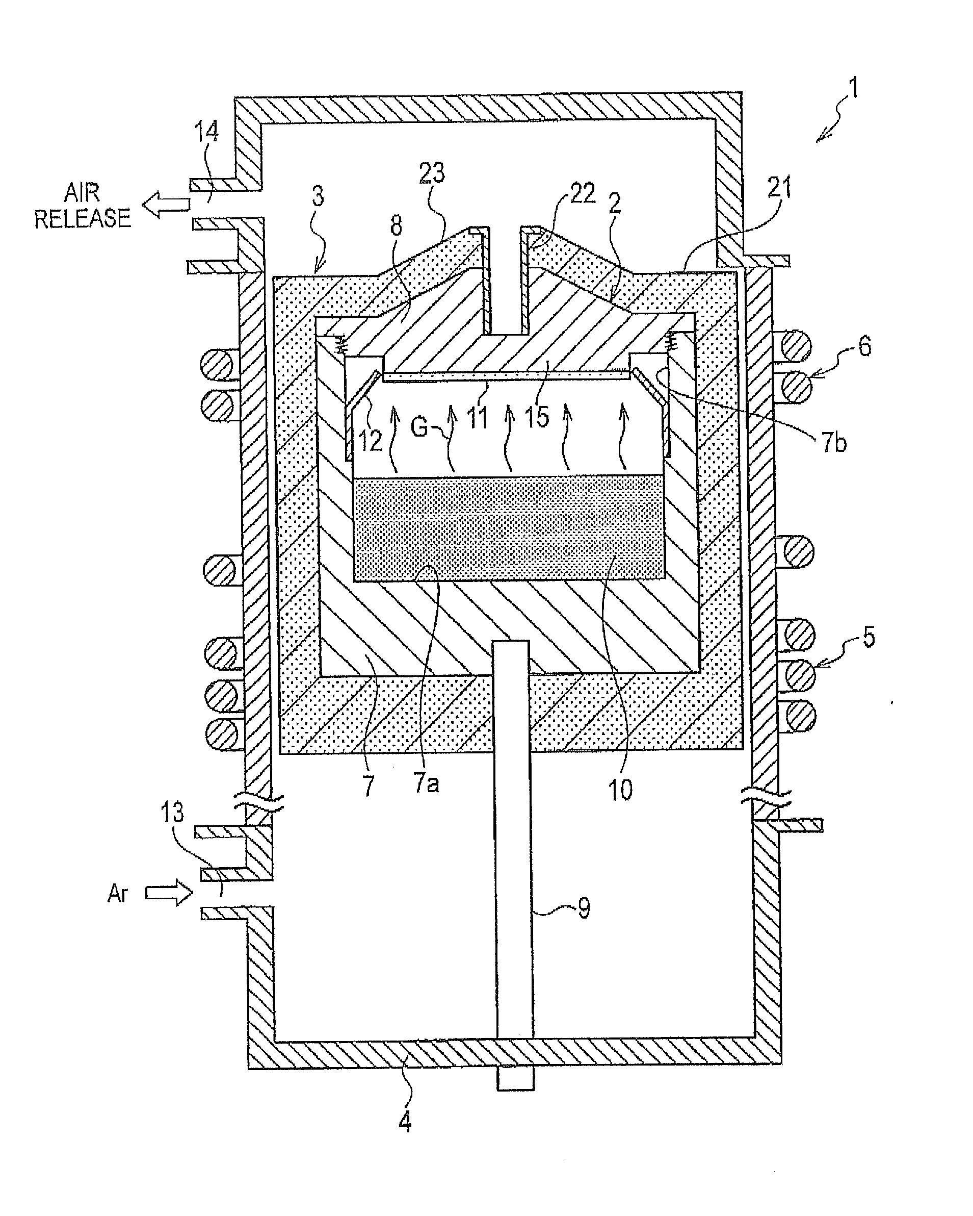 Apparatus for producing silicon carbide single crystal