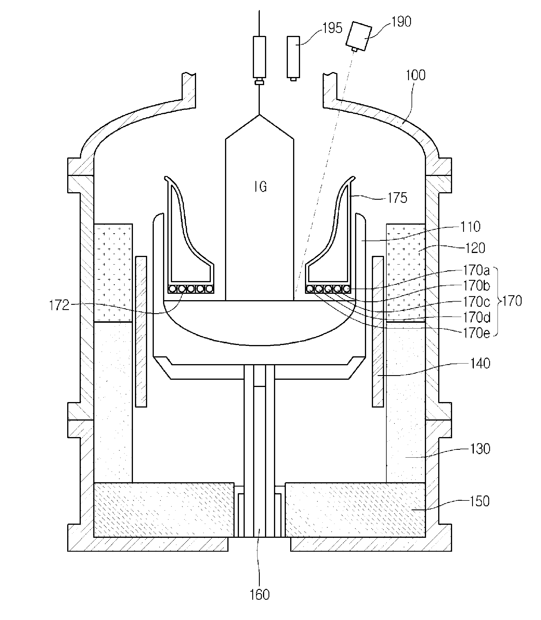 Silicon single crystal growing device and method of growing the same