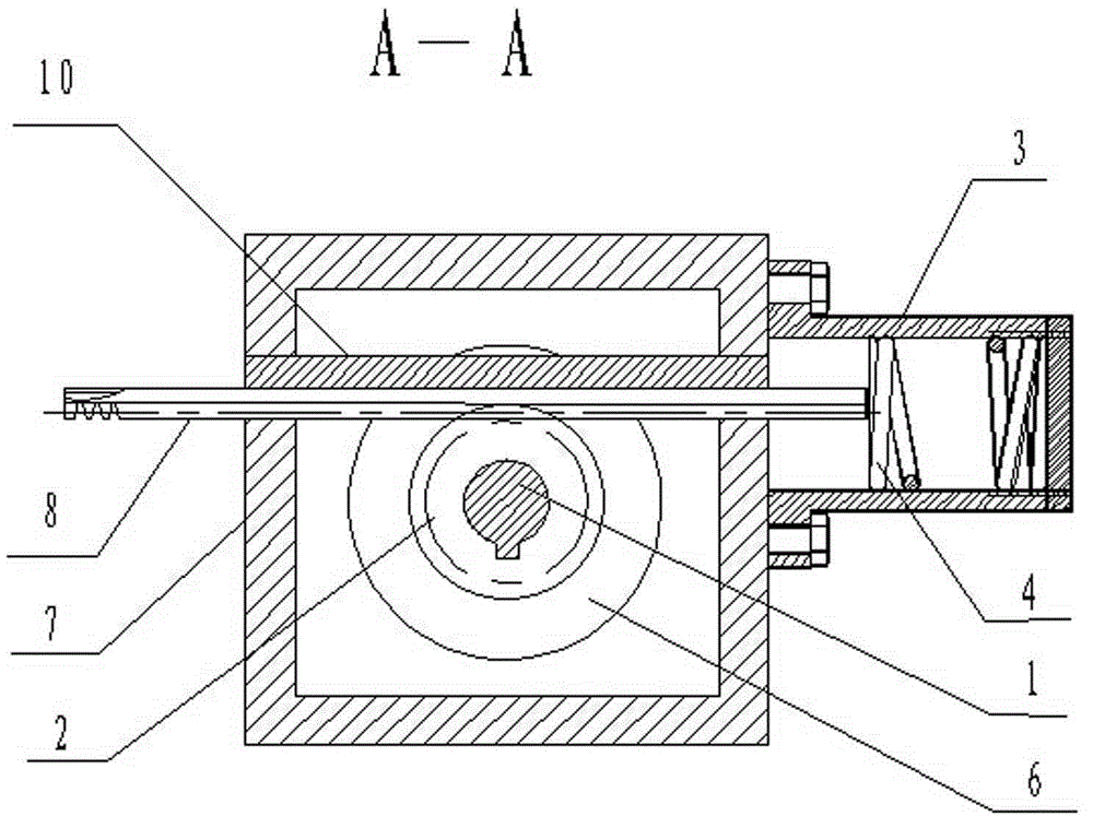 Automatic rotating device for spray-coating outer wall of bell end of nodular cast iron pipe