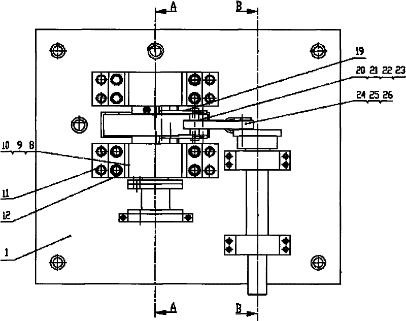 Frictional wear simulation test bench of wobble friction pair