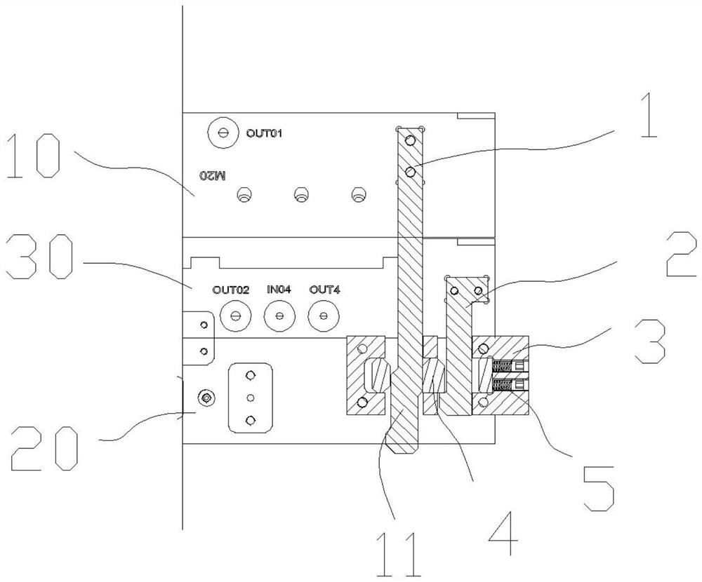 Sequential mold opening lock catch mechanism and sequential mold opening injection mold