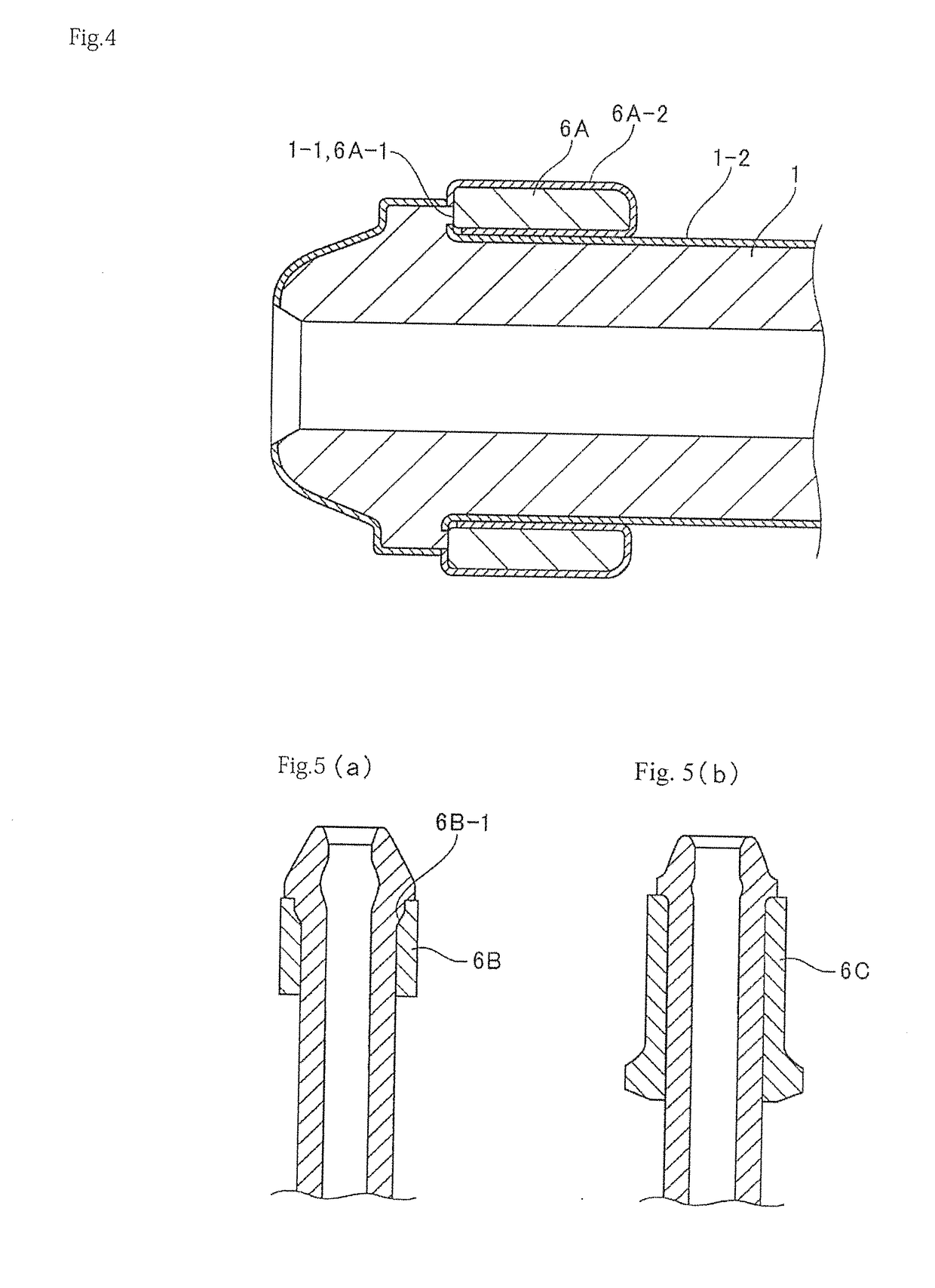 High-pressure fuel injection pipe with connection head and method of molding connection head