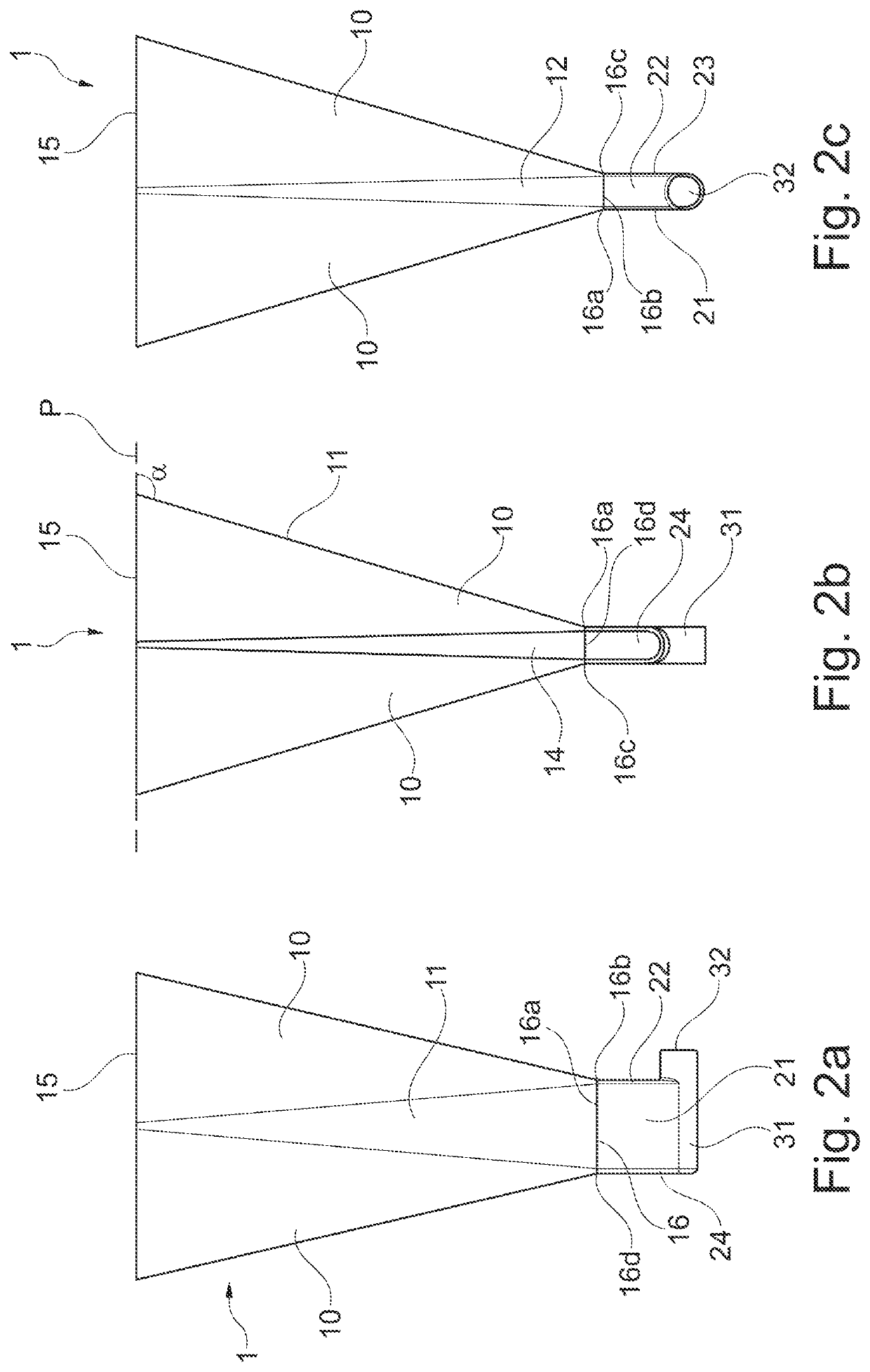 Outlet system for transporting comminuted lignocellulosic material from a vessel and vessel comprising such an outlet system