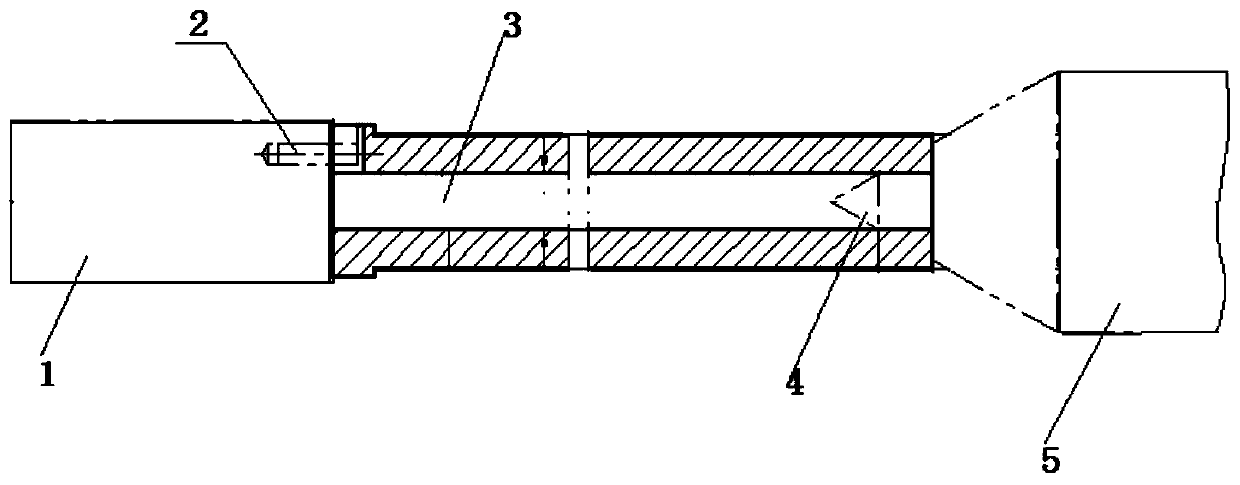 Lathe fixture used for machining ensuring for hard-pipe slender shaft parts