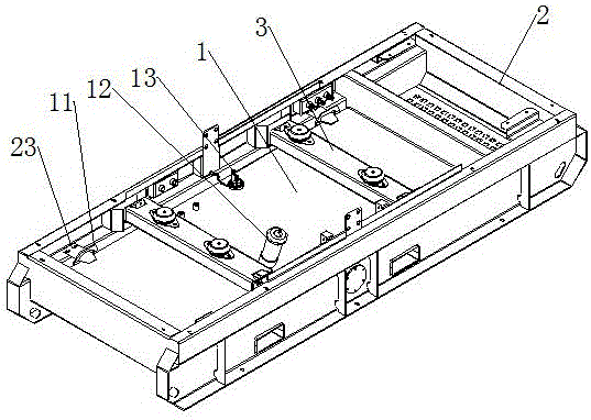 Detachable chassis fuel tank structure