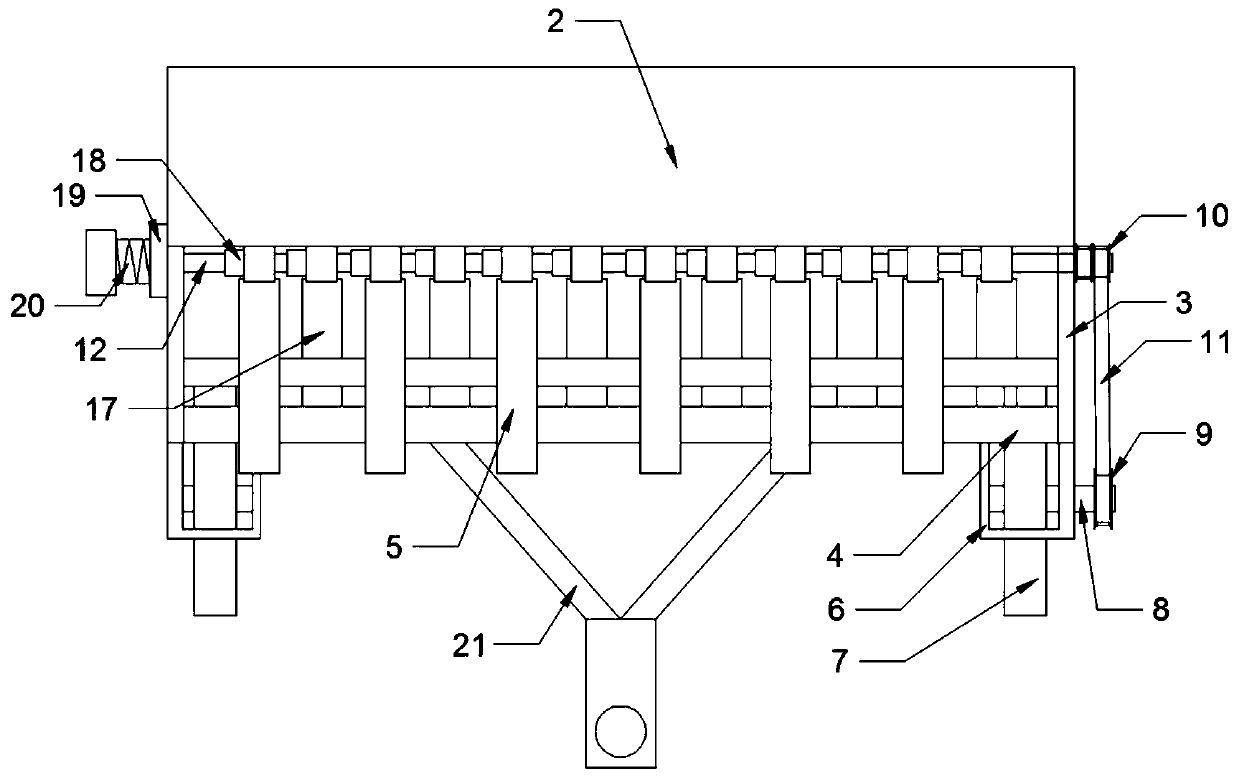 Pull-type fertilizer spreading machine and use method thereof