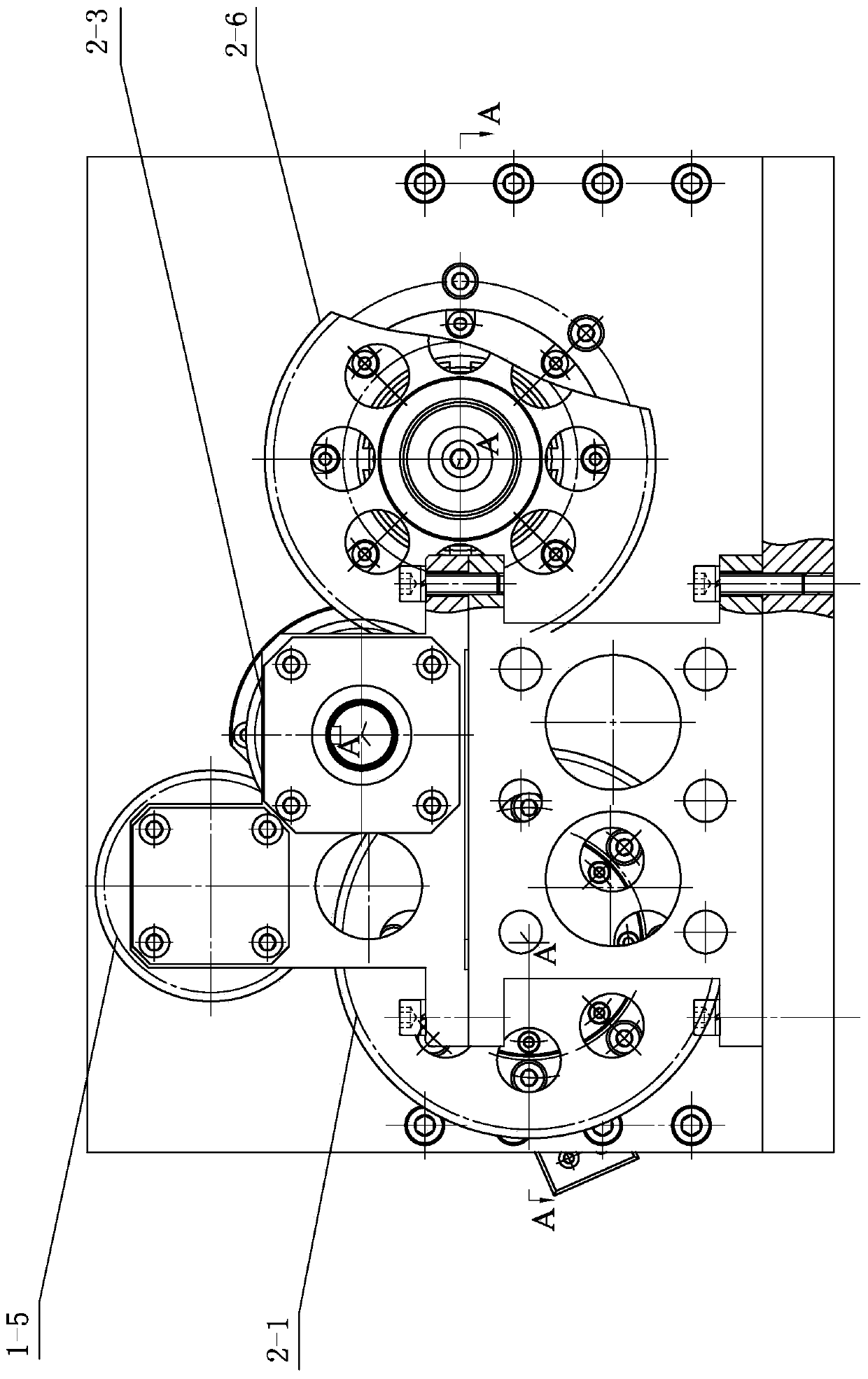 A small-diameter cylindrical target continuous launching device