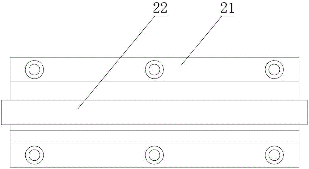 Device for quickly preparing dumbbell from cable insulation material