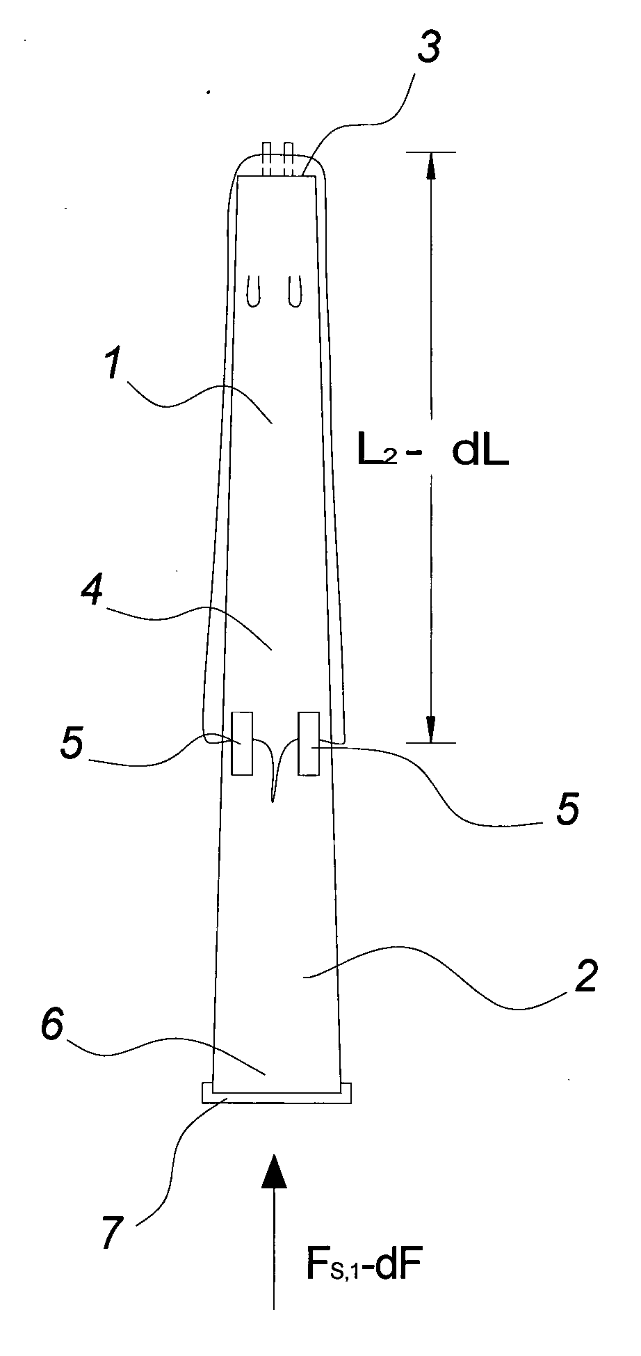 Machine and method for stretching a pelt before fastening to a pelt board