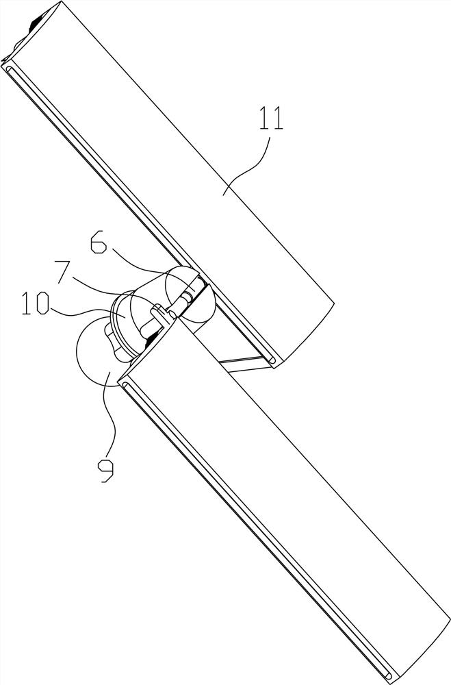 Cleaning device and cleaning method for lifting fins of marine scientific research ship