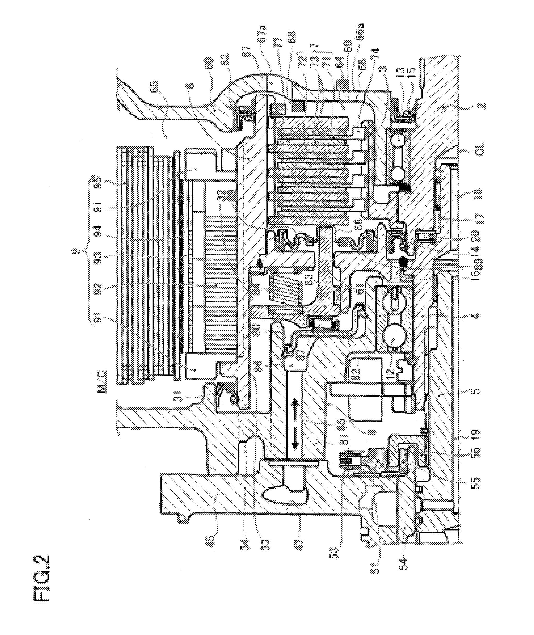 Driving force transmission device