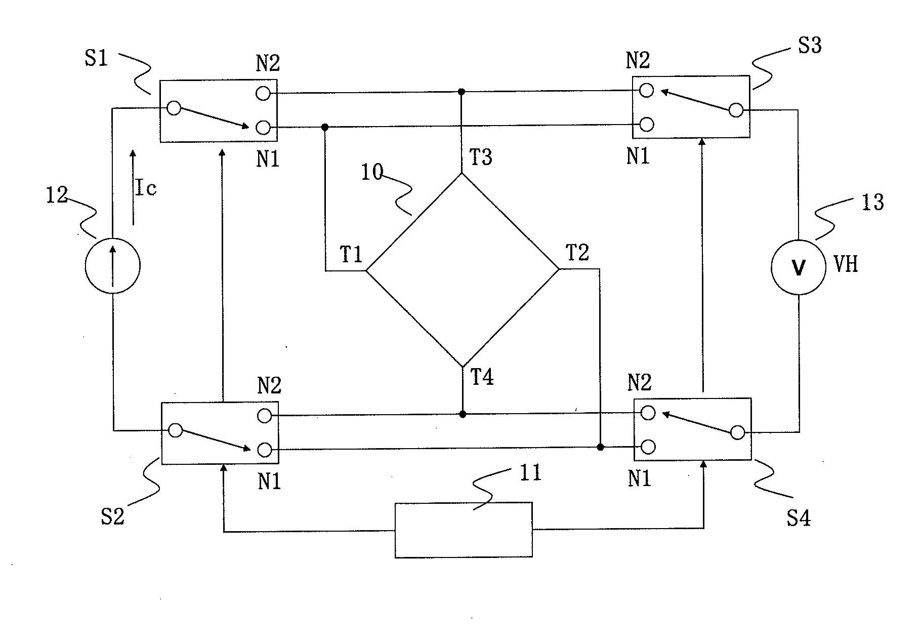 Hall sensor and compensation method for offset caused by temperature distribution in hall sensor