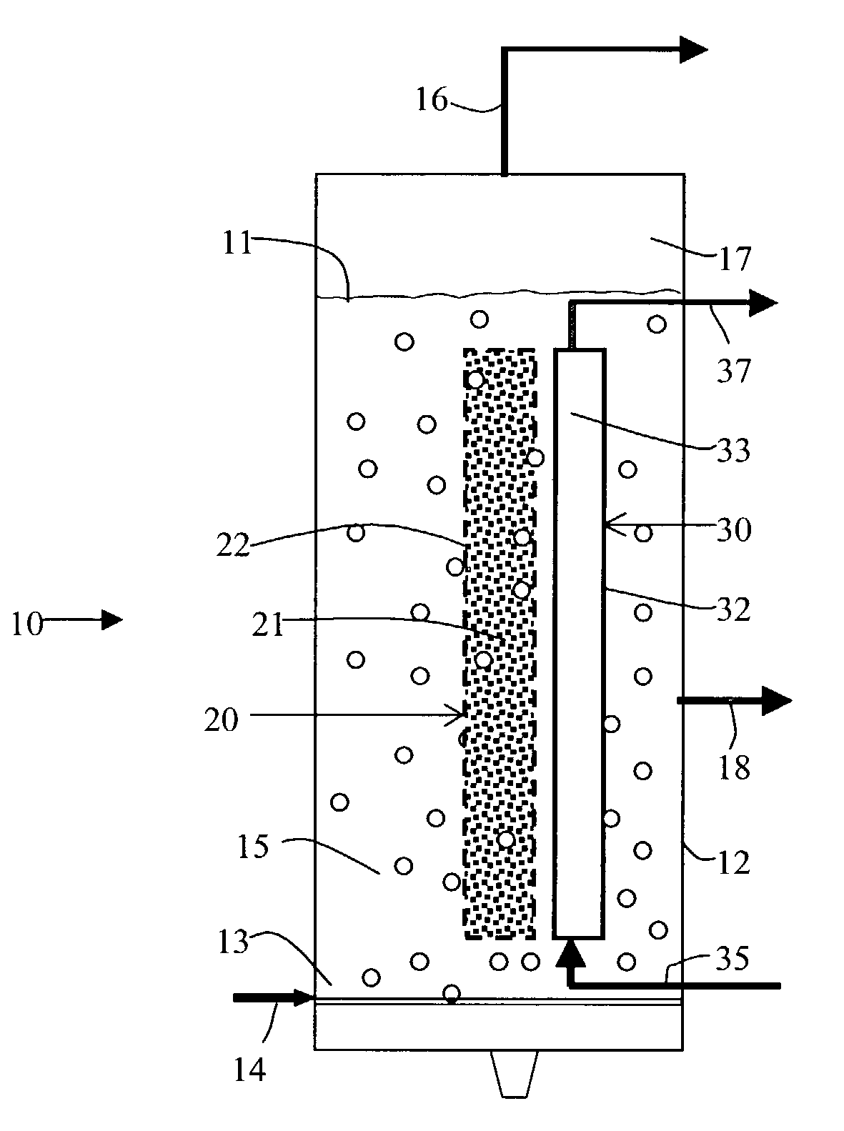 Gas agitated multiphase reactor with stationary catalyst solid phase