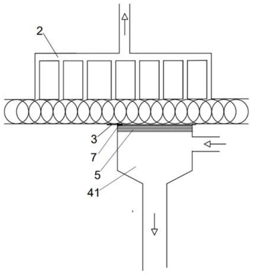 Method and device for preparing carbon material by heating molten salt and pyrolyzing biomass through solar energy