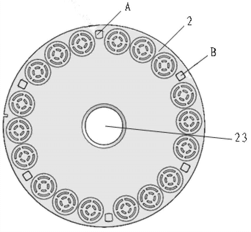 Tray assembly and MOCVD equipment with the same