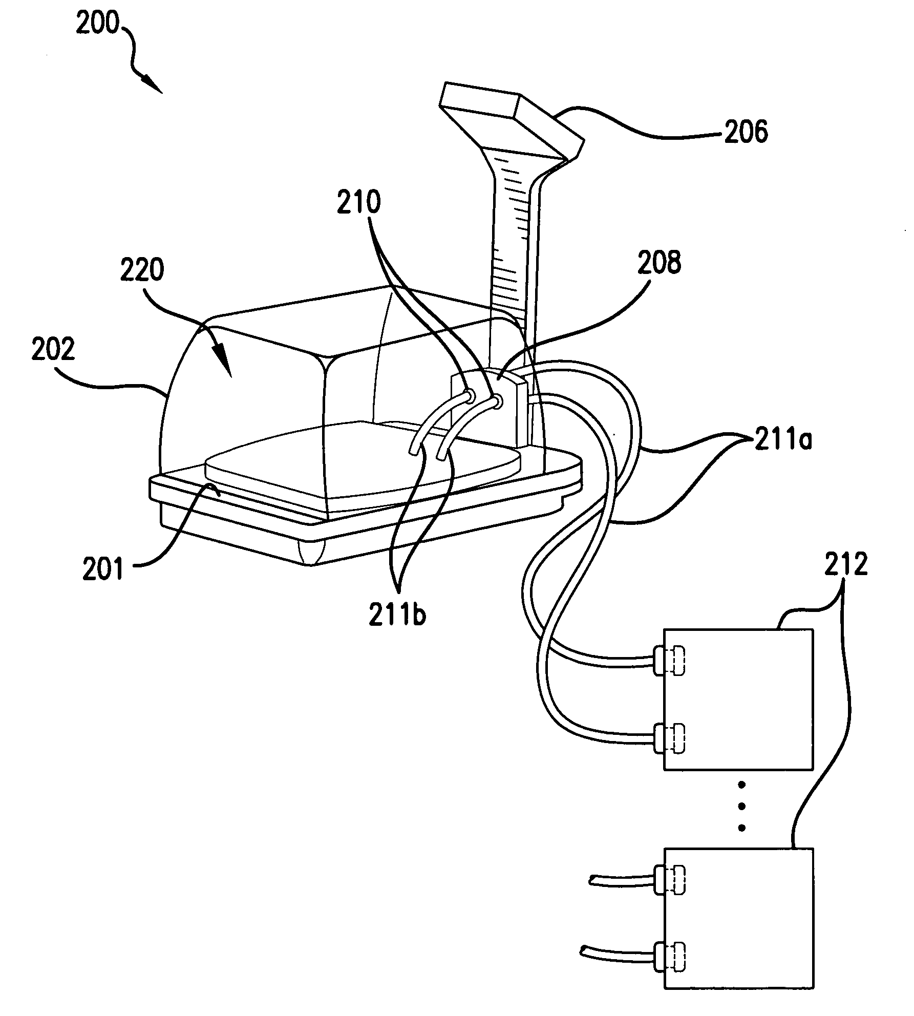 Method and apparatus for providing treatment in a warming device