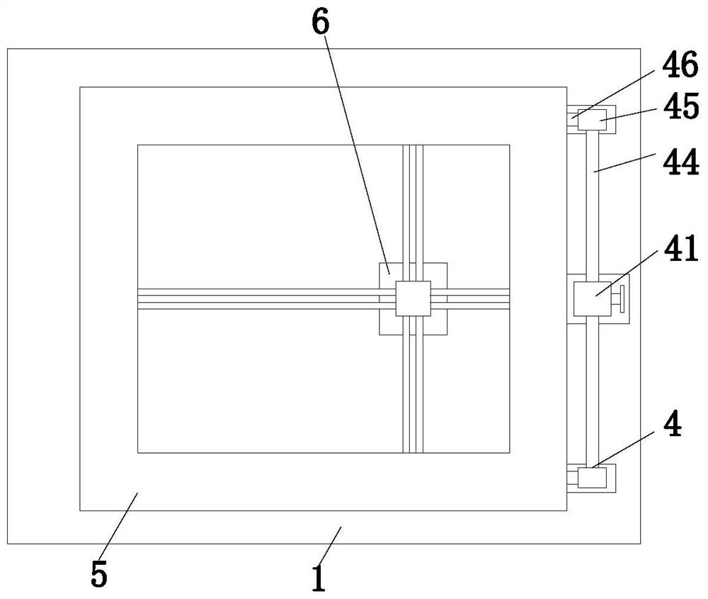 A quick opening device for flat glass manufacturing