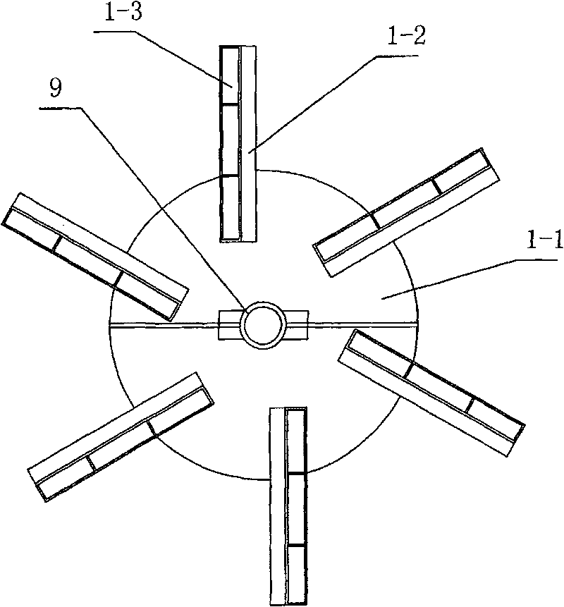 Multifunctional and composite type foam-preventing recovery device for biofermentation