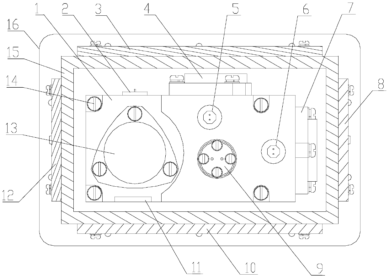 Quartz accelerometer semiconductor heat dissipation structure for inertial platform