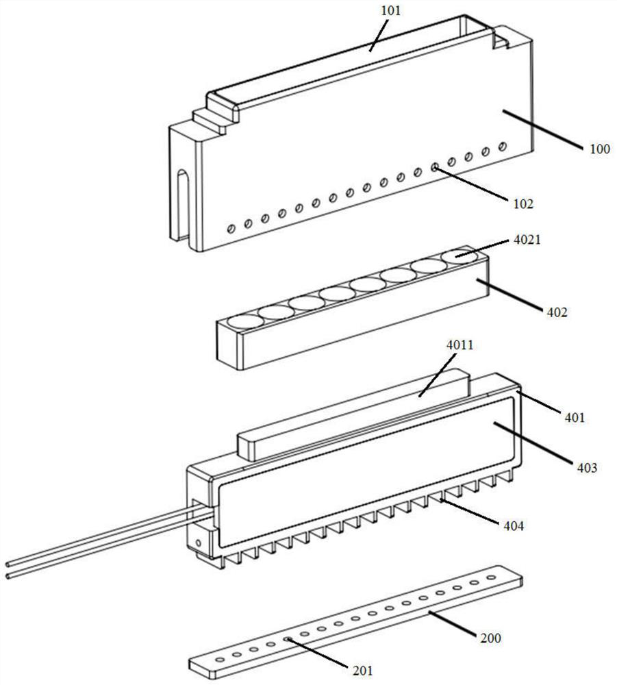 Heating device of nucleic acid extractor and nucleic acid extractor