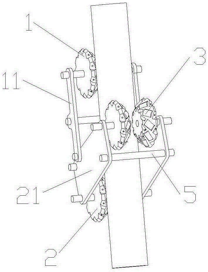 Rotation-controlled high altitude cable robot climbing mechanism