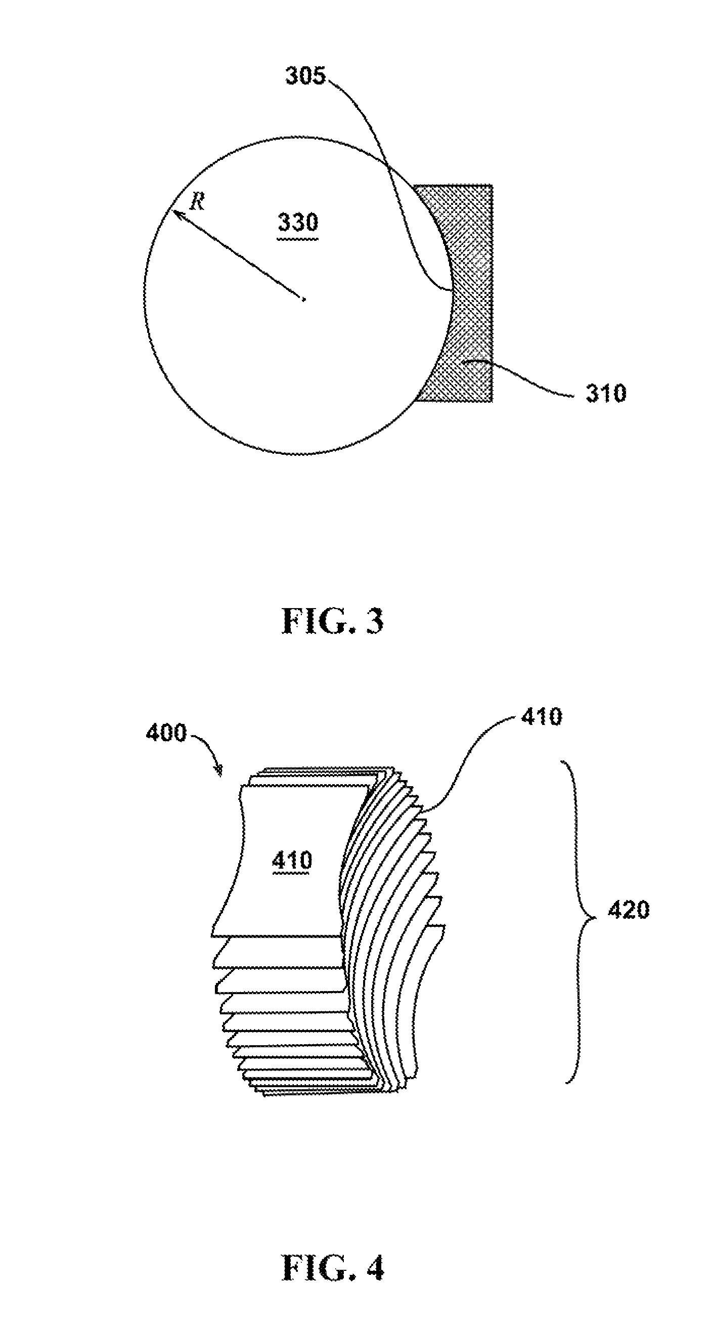 Microwave zoom antenna using metal plate lenses